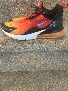 Nike Air Max 270